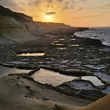 Bed & Breakfast Soulnest 1 Dedicated Bathroom *